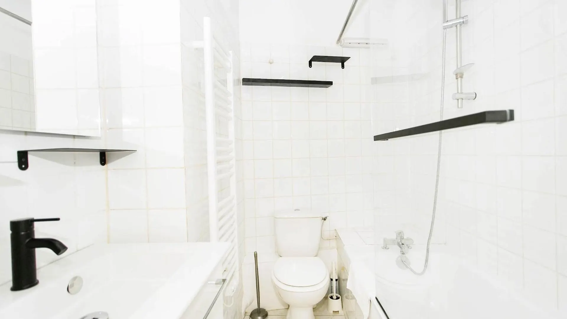 Le Louvre & Rivoli - 1Br - Cityapartmentstay Paris França